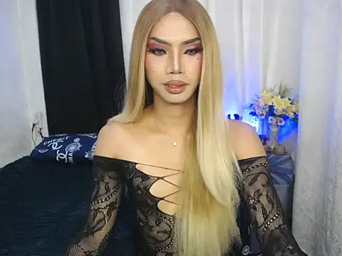 Snapshot of MirabelleNotch chatting on 20, 2, 2026 MirabelleNotch online show from 20, 2, 2026