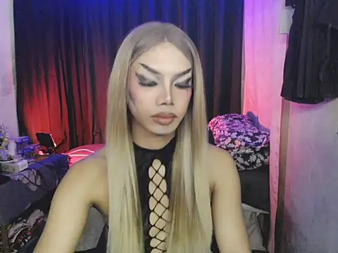 Snapshot of MirabelleNotch chatting on 24, 4, 2026 MirabelleNotch online show from 24, 4, 2026