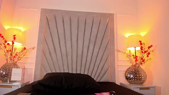 Evaa Martinez online show from 13, 6, 2026