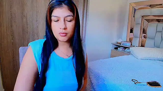 sara2520 online show from 6, 10, 2025