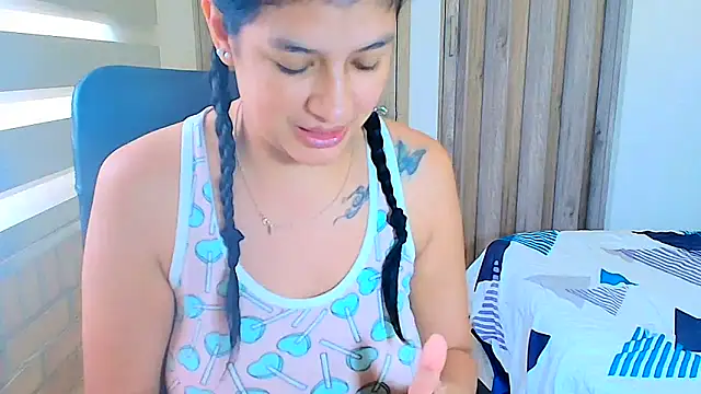 sara2520 online show from 24, 3, 2026