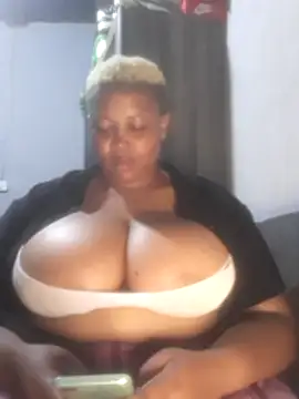 Sexy-queen99xx online show from 6, 3, 2026