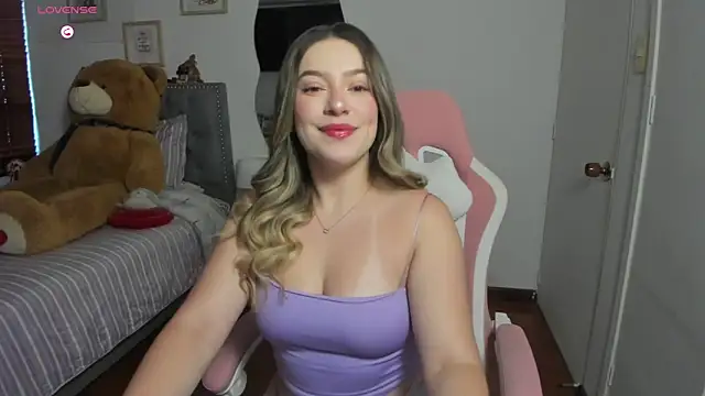Snapshot of samysweet_8 chatting on 17, 7, 2026 samysweet 8 online show from 17, 7, 2026