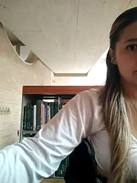alana 69 online show from 30, 4, 2026