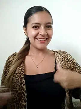 alana 69 online show from 17, 3, 2025