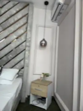 Sara Boom online show from 17, 4, 2026