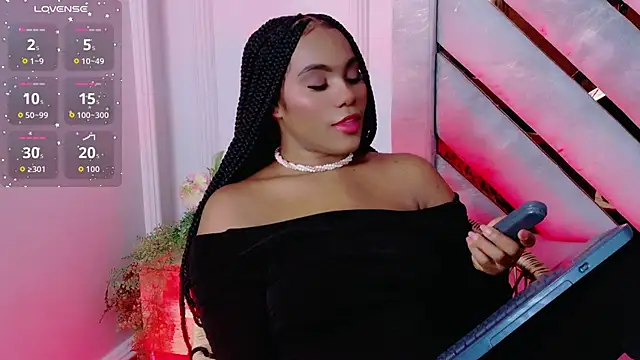 Snapshot of Sara_Boom chatting on 13, 6, 2026 Sara Boom online show from 13, 6, 2026