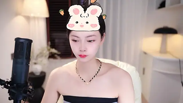 Ocean--Lili online show from 11, 10, 2025