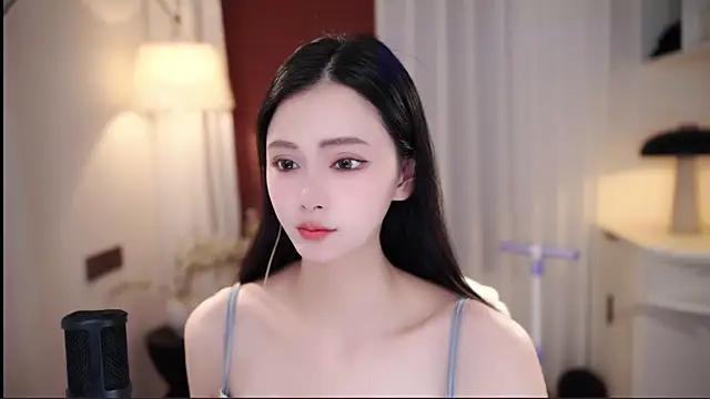 Ocean--Lili online show from 10, 9, 2025