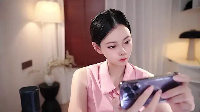 Ocean--Lili online show from 12, 9, 2025