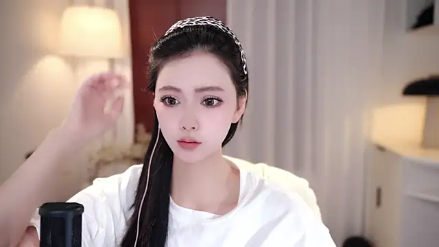 Ocean--Lili online show from 13, 9, 2025