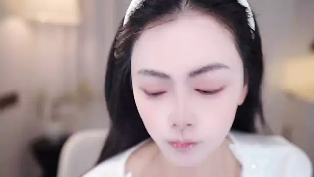 Ocean--Lili online show from 22, 10, 2025