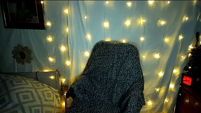 Victoria Marks online show from 6, 12, 2024