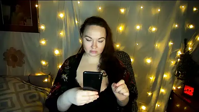 Victoria Marks online show from 5, 12, 2024