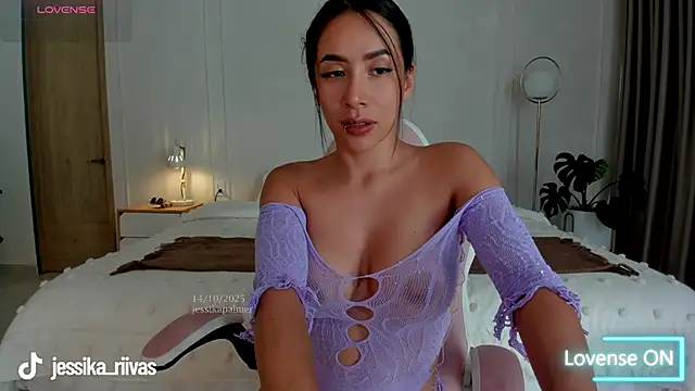 jessikapalmer online show from 15, 10, 2025
