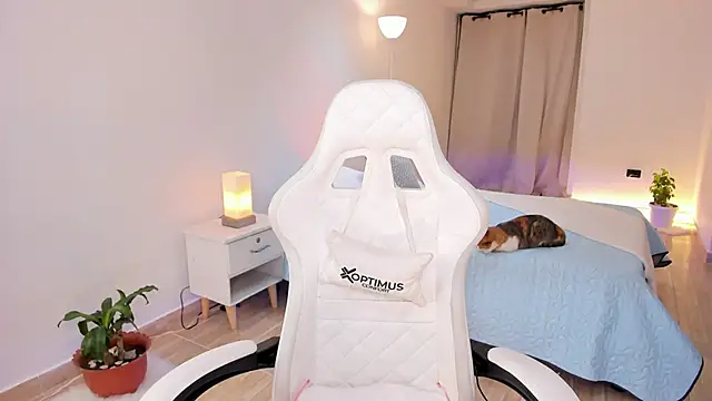 Snapshot of carleee_winter chatting on 27, 11, 2025 carleee winter online show from 27, 11, 2025