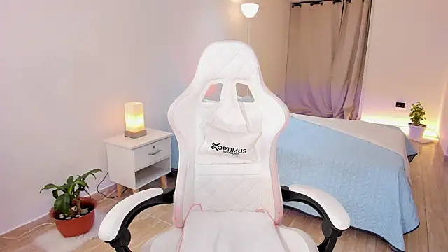 Snapshot of carleee_winter chatting on 20, 11, 2025 carleee winter online show from 20, 11, 2025