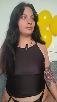 ZaraHoney online show from 2, 10, 2025