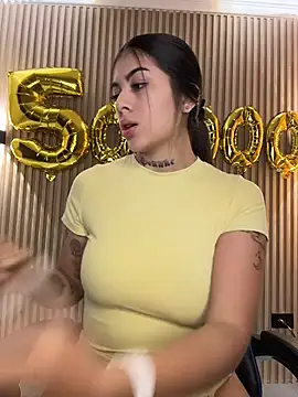 Sarasanders 4 online show from 23, 12, 2025