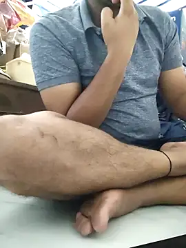 Snapshot of thebrownboi01 chatting on 23, 10, 2025 thebrownboi01 online show from 23, 10, 2025