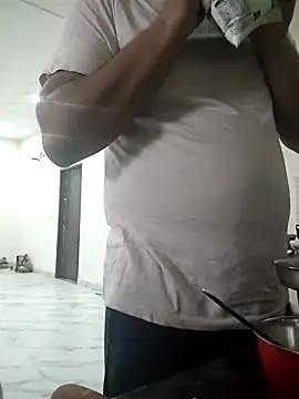 Snapshot of thebrownboi01 chatting on 16, 2, 2026 thebrownboi01 online show from 16, 2, 2026