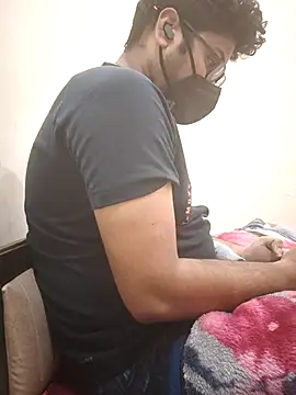 Snapshot of thebrownboi01 chatting on 30, 11, 2025 thebrownboi01 online show from 30, 11, 2025