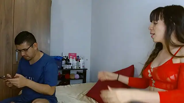 Snapshot of Isaandysex2428 chatting on 17, 6, 2026 Isaandysex2428 online show from 17, 6, 2026