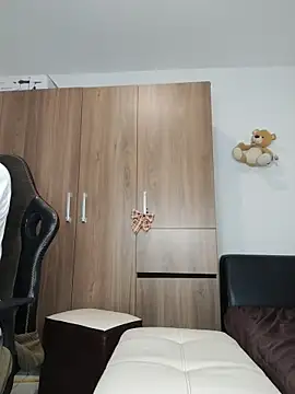 Isaandysex2428 online show from 14, 1, 2026