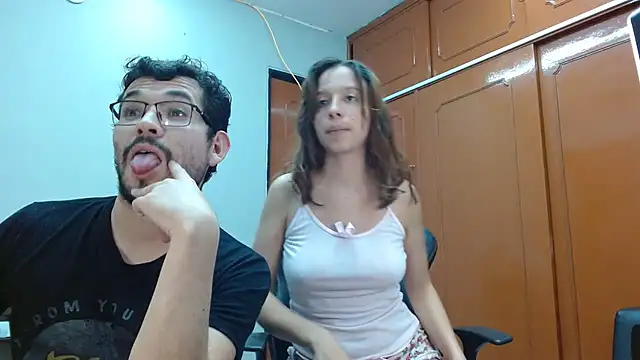 Snapshot of Isaandysex2428 chatting on 21, 2, 2025 Isaandysex2428 online show from 21, 2, 2025