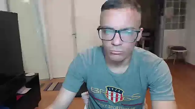 guachin hunk online show from 14, 5, 2026