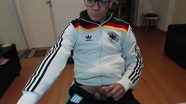 guachin hunk online show from 10, 5, 2026