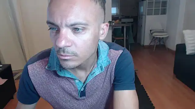 guachin hunk online show from 19, 11, 2025