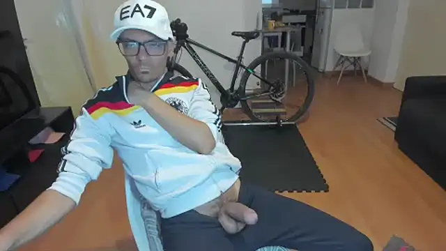 guachin hunk online show from 14, 9, 2025