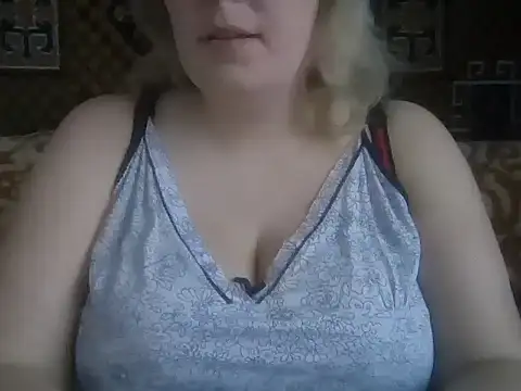 Snapshot of Diana_Britt chatting on 4, 12, 2025 Diana Britt online show from 4, 12, 2025