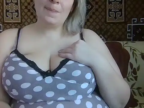 Diana Britt online show from 25, 2, 2025