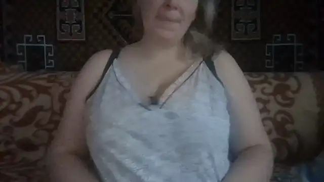 Snapshot of Diana_Britt chatting on 14, 12, 2025 Diana Britt online show from 14, 12, 2025