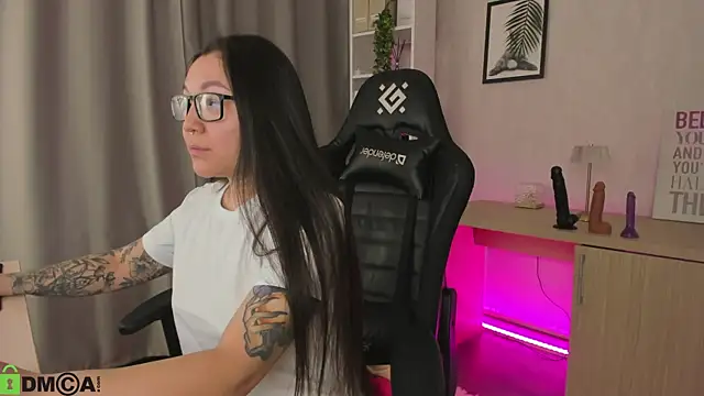 gentle muse online show from 25, 2, 2026