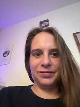 Snapshot of LadyChantale chatting on 18, 4, 2026 LadyChantale online show from 18, 4, 2026