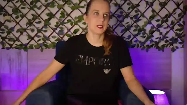 LadyChantale online show from 25, 9, 2025