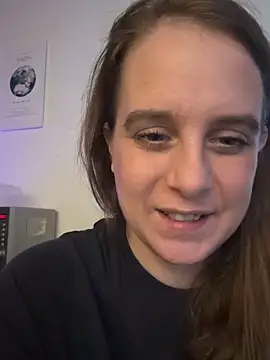 LadyChantale online show from 11, 4, 2026