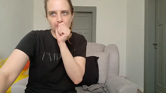 LadyChantale online show from 10, 7, 2026