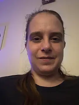 LadyChantale online show from 10, 4, 2026