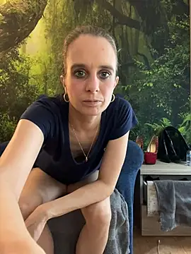 LadyChantale online show from 15, 3, 2025