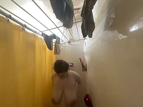 Snowbunnycake 131 online show from 17, 2, 2026