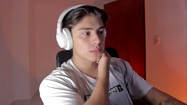 Giordano Russo online show from 31, 10, 2025