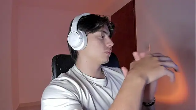 Giordano Russo online show from 28, 10, 2025