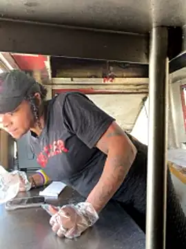 Snapshot of HaloRodeoLover2 chatting on 13, 3, 2026 HaloRodeoLover2 online show from 13, 3, 2026