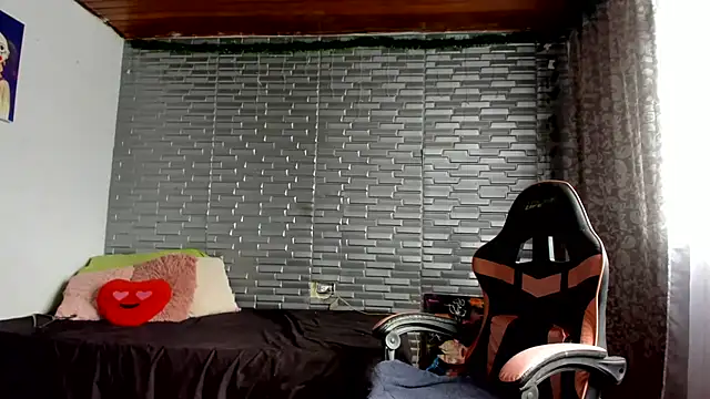 Ginger Sweetty online show from 12, 3, 2026