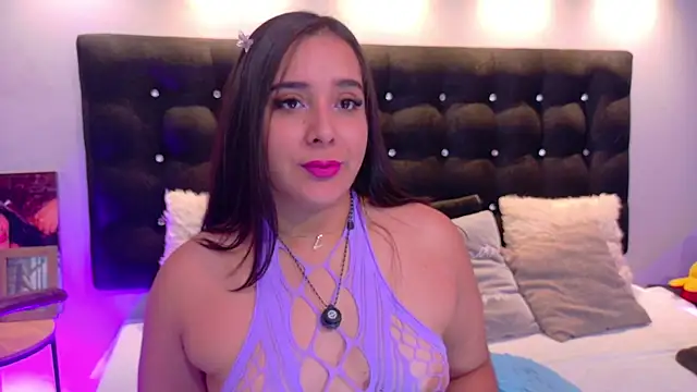 ValenScott1 online show from 4, 12, 2025