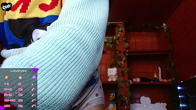 MidoriQuiinn online show from 7, 3, 2026